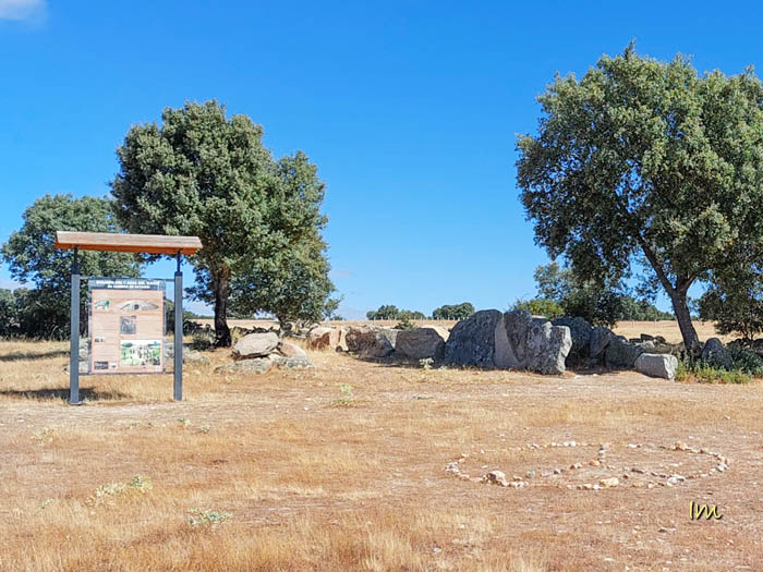 Dolmen del Casal del Gato en Almeida de Sayago