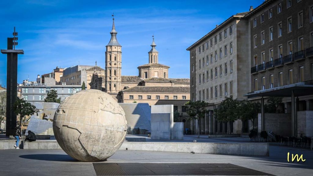 Qué ver en Zaragoza - Fuente de la Hispanidad
