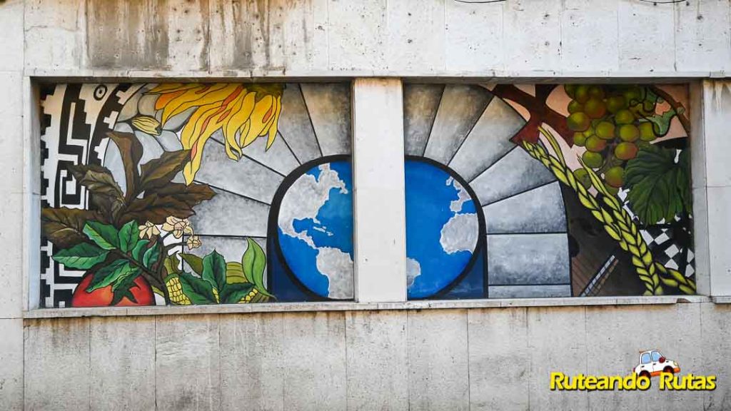 Ruta de los Murales en Tordesillas - Encuentro entre dos Mundos