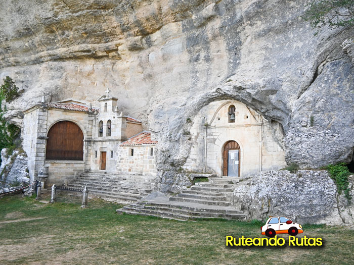 Monumento Natural de Ojo Guareña, en las Merindades