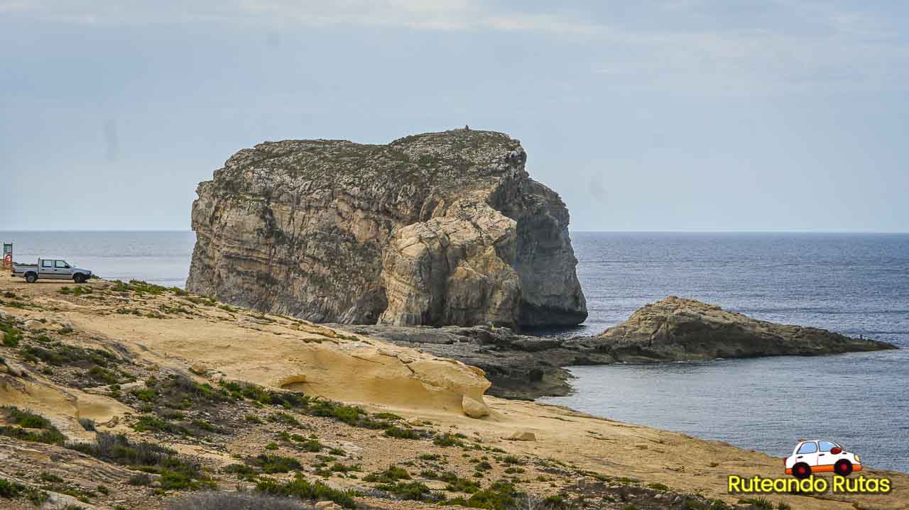 Qué ver en Gozo - Fungus Rock y Bahía de Dwejra