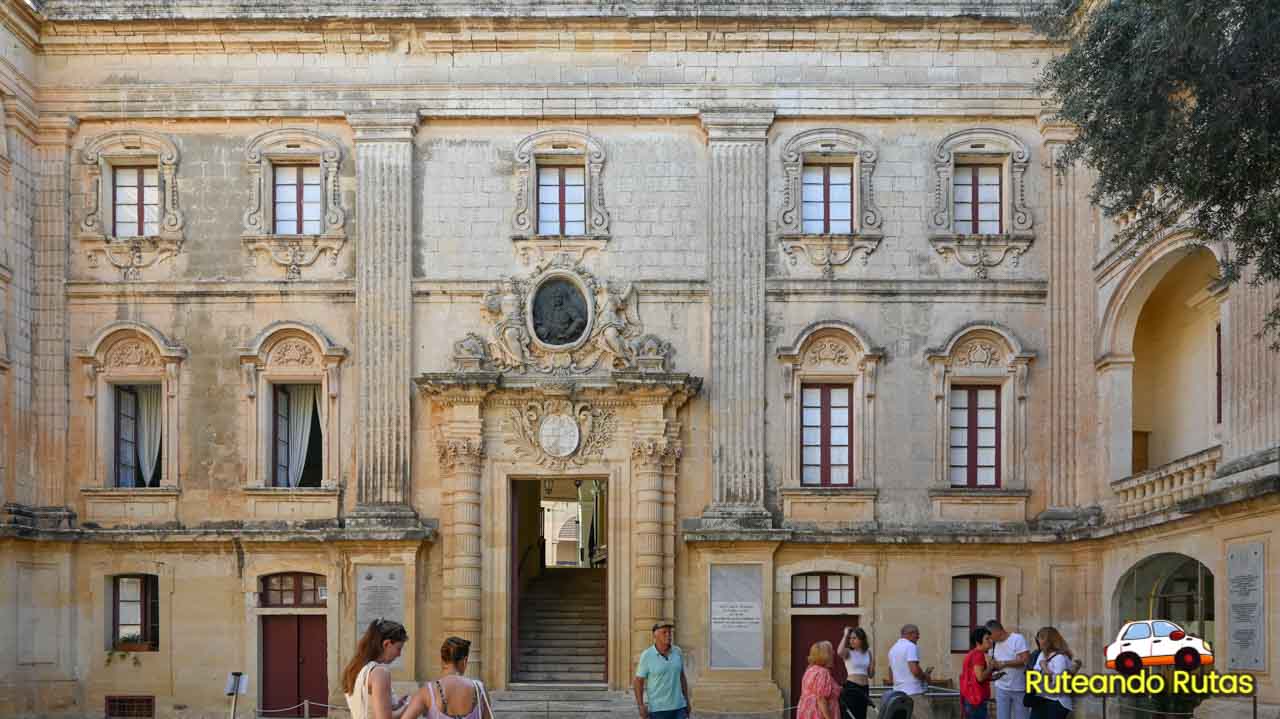 Qué ver en Mdina y Rabat - Palacio de Vilhena